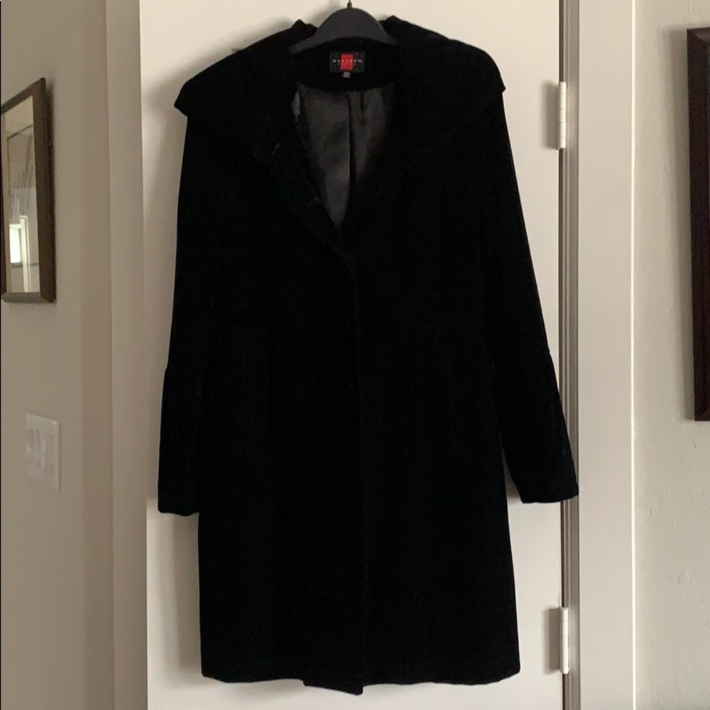 Gallery black velvet evening coat